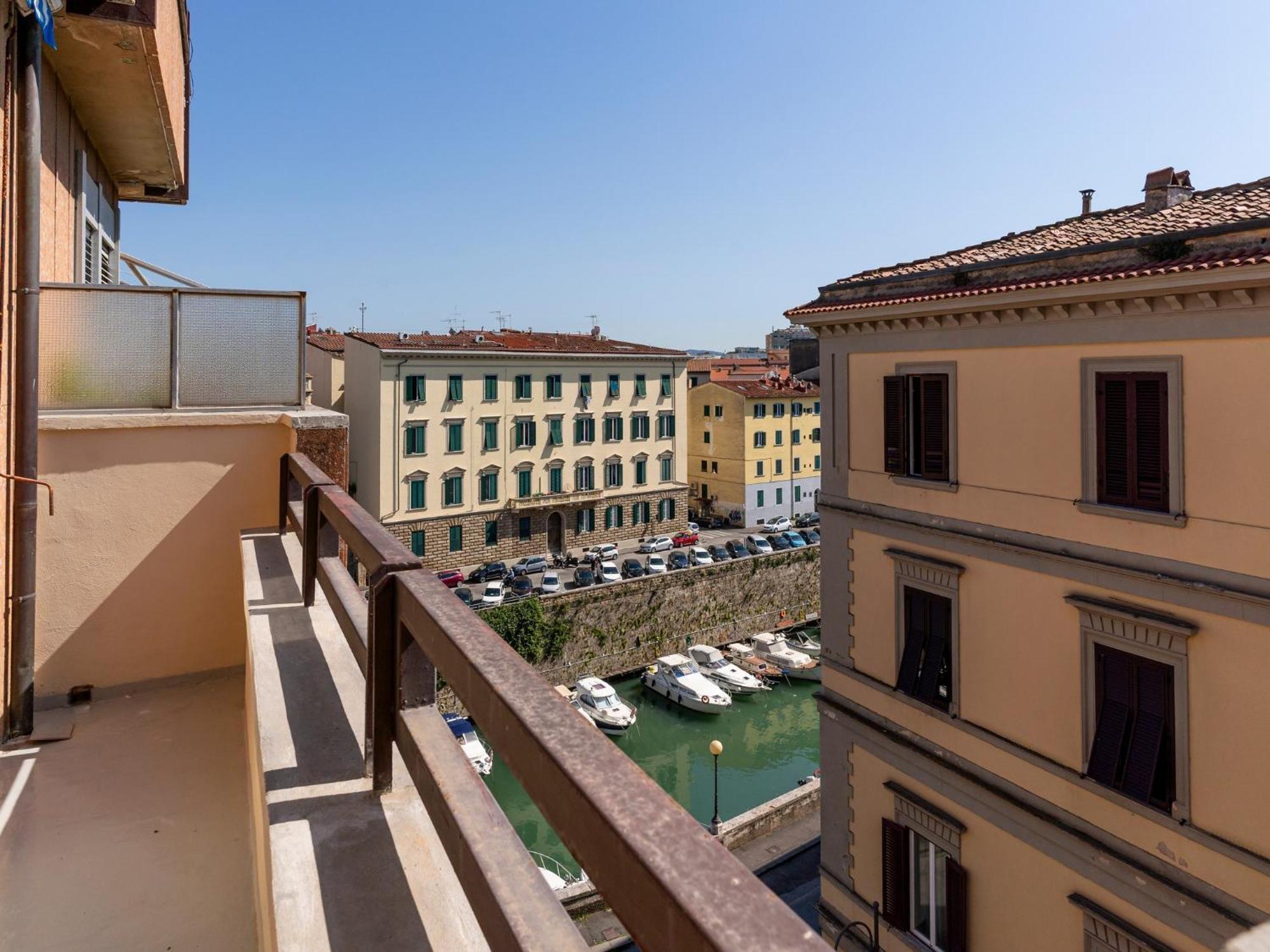 Livorno Central And Modern 2 Apts & 1 Room! Kültér fotó